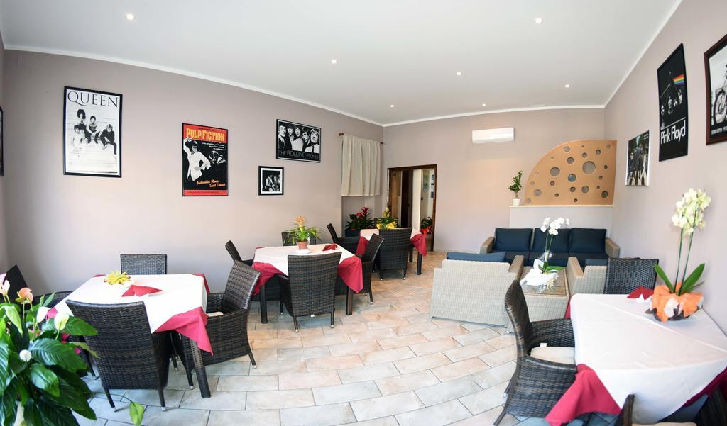 Albergo La Perla Orbetello Exteriör bild